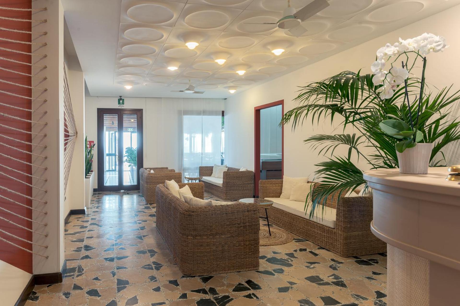 Hotel Maluentu Putzu Idu Exterior photo